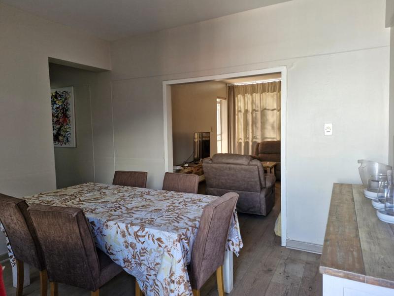 2 Bedroom Property for Sale in Cyrildene Gauteng