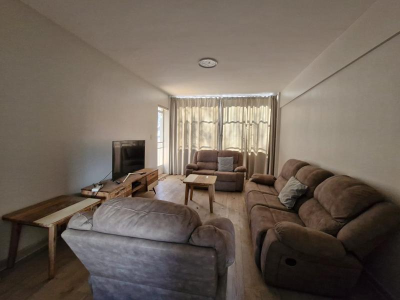 2 Bedroom Property for Sale in Cyrildene Gauteng