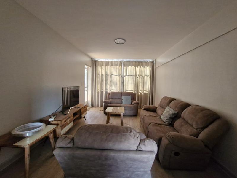 2 Bedroom Property for Sale in Cyrildene Gauteng