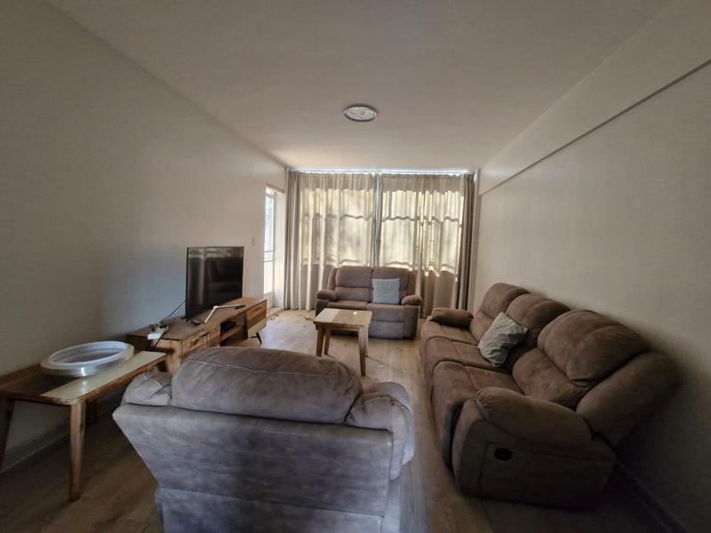 2 Bedroom Property for Sale in Cyrildene Gauteng