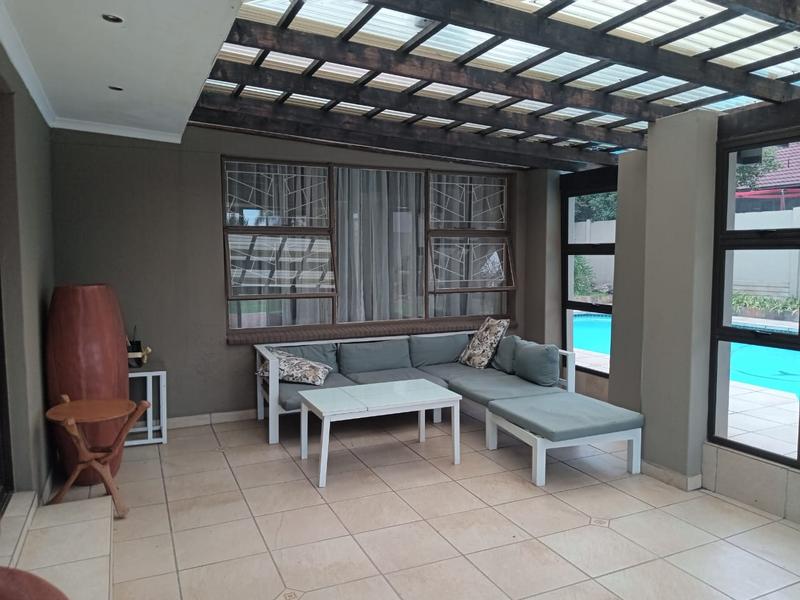 5 Bedroom Property for Sale in Van Riebeeck Park Gauteng