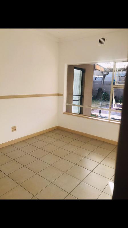 4 Bedroom Property for Sale in Symhurst Gauteng