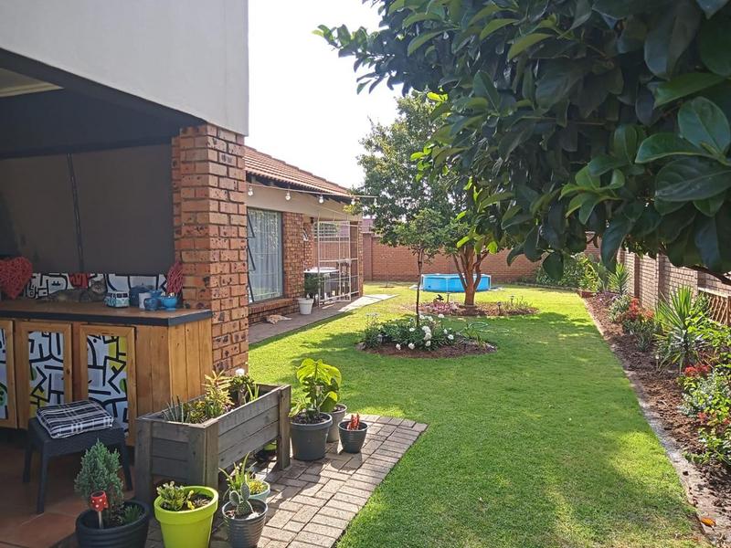 3 Bedroom Property for Sale in Vanderbijlpark SE 8 Gauteng