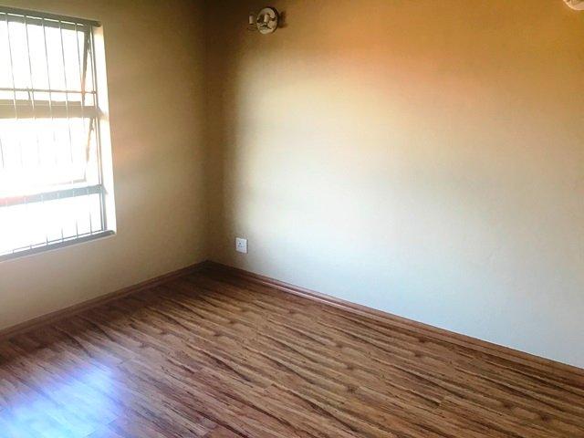 To Let 3 Bedroom Property for Rent in Bellairspark Gauteng