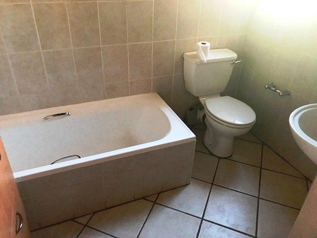 To Let 3 Bedroom Property for Rent in Bellairspark Gauteng