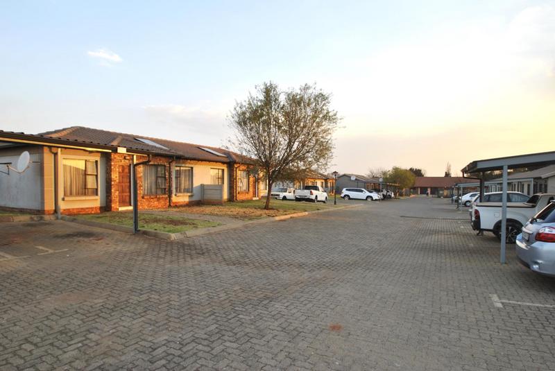 2 Bedroom Property for Sale in Dawn Park Gauteng