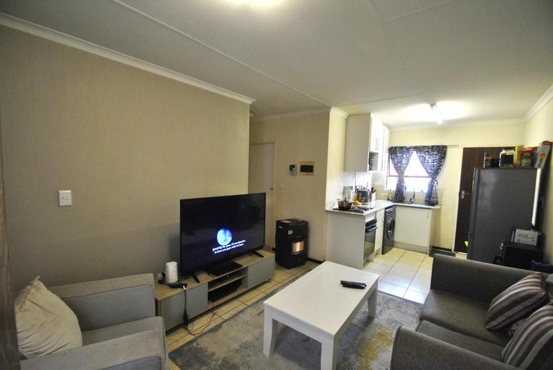 2 Bedroom Property for Sale in Dawn Park Gauteng