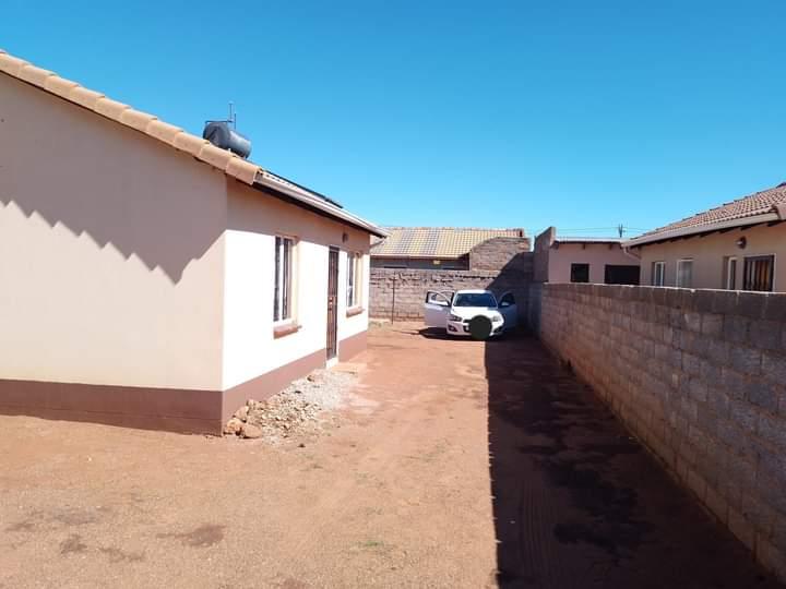 2 Bedroom Property for Sale in Protea Glen Gauteng