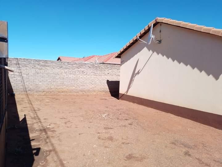 2 Bedroom Property for Sale in Protea Glen Gauteng