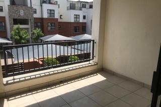 To Let 3 Bedroom Property for Rent in Greenstone Crest Gauteng