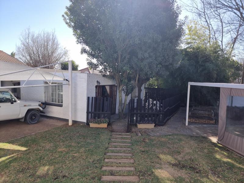 3 Bedroom Property for Sale in Hurlyvale Gauteng