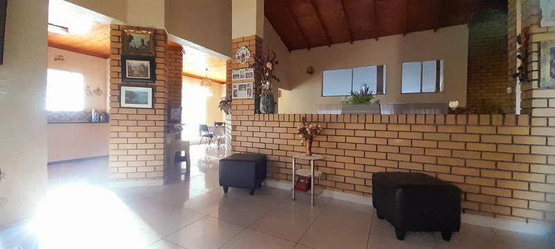 5 Bedroom Property for Sale in Kenmare Gauteng