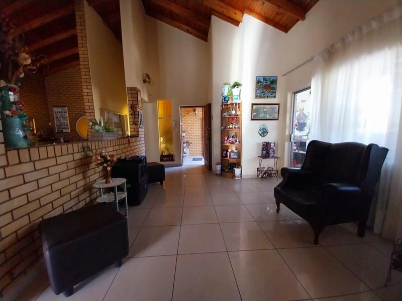 5 Bedroom Property for Sale in Kenmare Gauteng