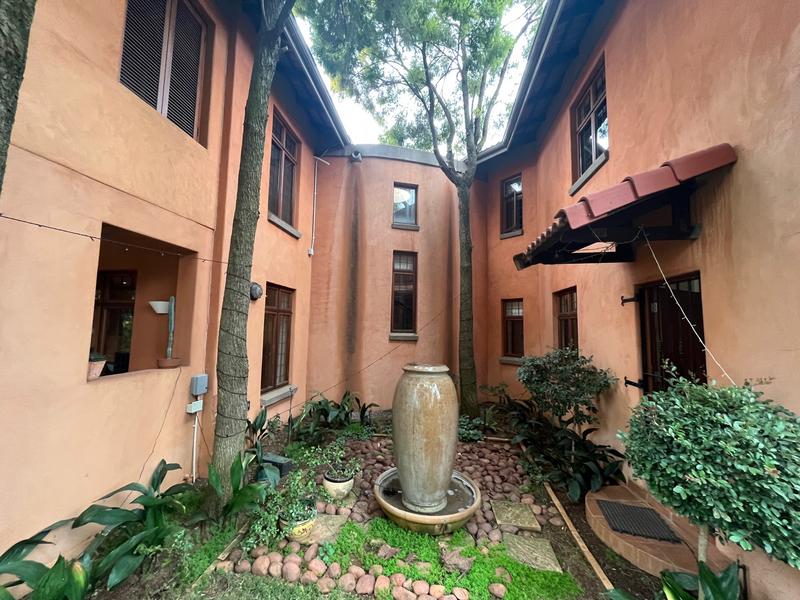 4 Bedroom Property for Sale in Waterkloof Ridge Gauteng