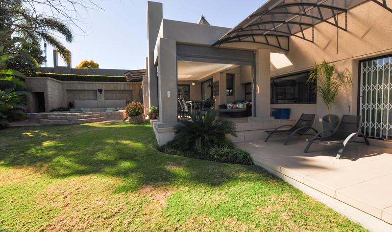 To Let 3 Bedroom Property for Rent in Cedar Lakes Gauteng