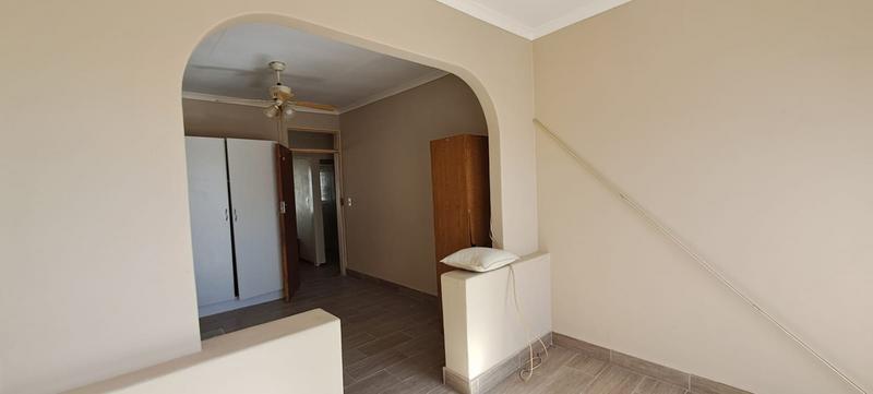 5 Bedroom Property for Sale in Norkem Park Gauteng