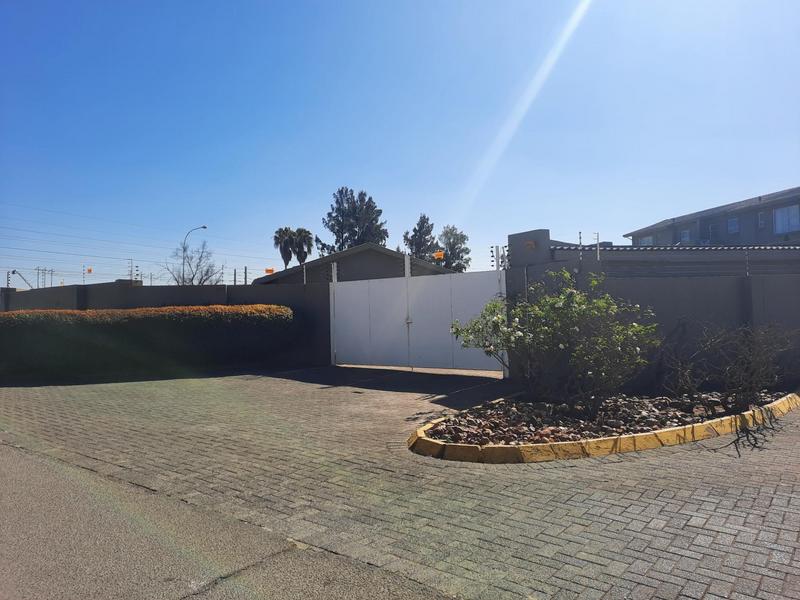 3 Bedroom Property for Sale in Peacehaven Gauteng