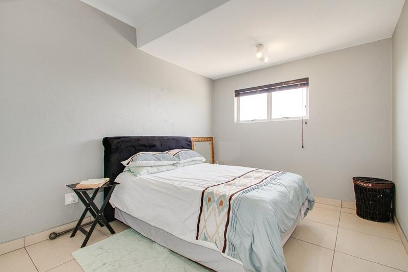 1 Bedroom Property for Sale in Northcliff Gauteng