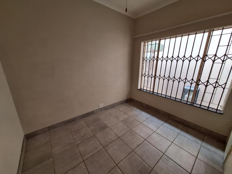 To Let 3 Bedroom Property for Rent in Rooihuiskraal Gauteng