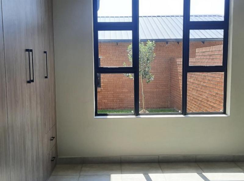3 Bedroom Property for Sale in Six Fountains Residential Estate Gauteng