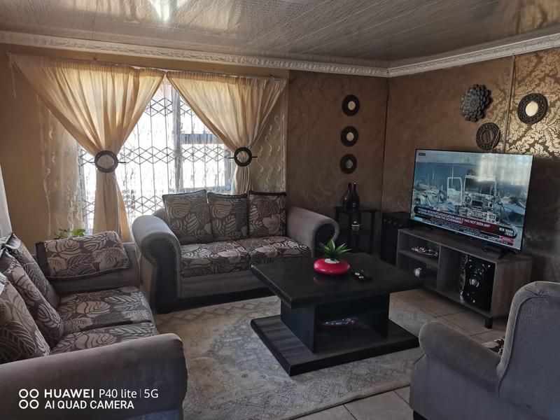 3 Bedroom Property for Sale in Savanna City Gauteng