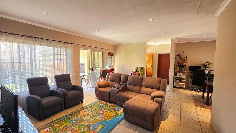 3 Bedroom Property for Sale in Equestria Gauteng