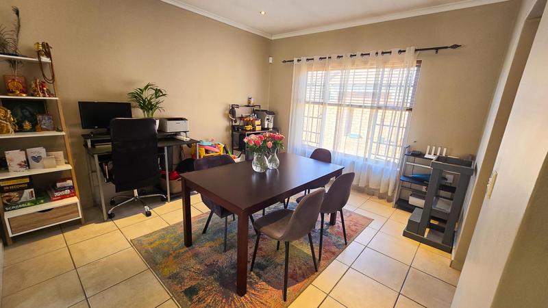 3 Bedroom Property for Sale in Equestria Gauteng