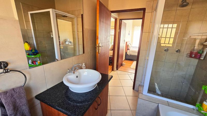 3 Bedroom Property for Sale in Equestria Gauteng