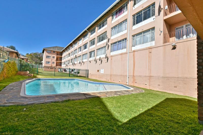 2 Bedroom Property for Sale in Ferndale Gauteng