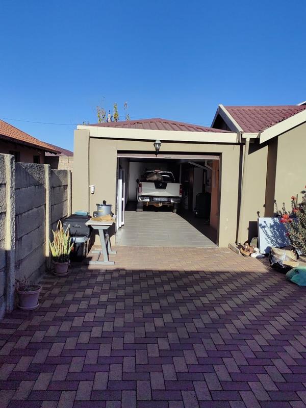 2 Bedroom Property for Sale in Naturena Gauteng