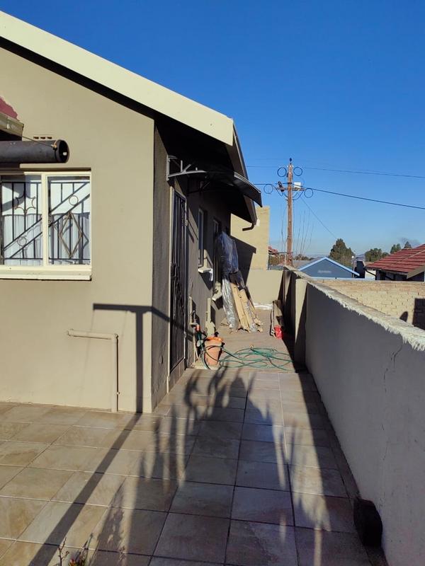 2 Bedroom Property for Sale in Naturena Gauteng