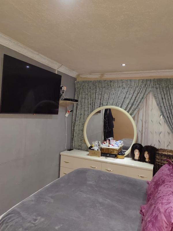 2 Bedroom Property for Sale in Naturena Gauteng