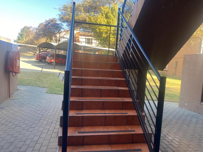 To Let 1 Bedroom Property for Rent in Wilgeheuwel Gauteng