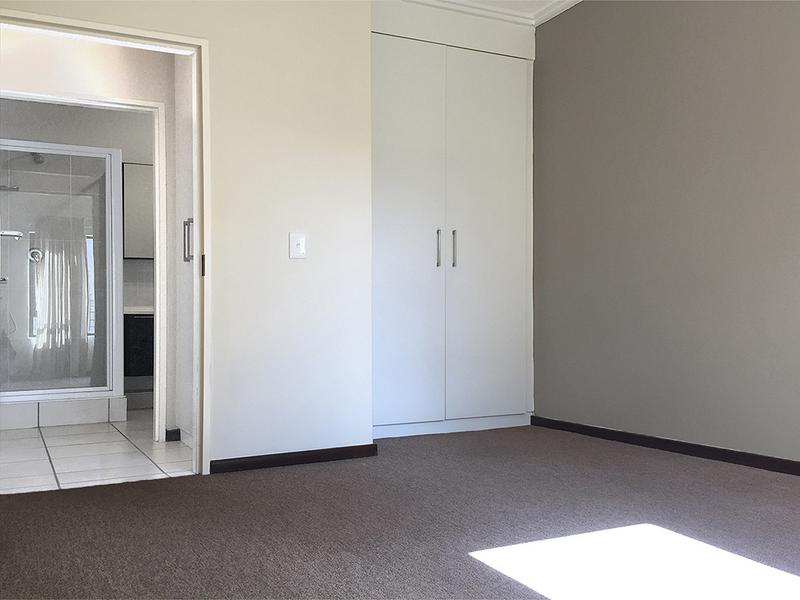 1 Bedroom Property for Sale in Lonehill Gauteng