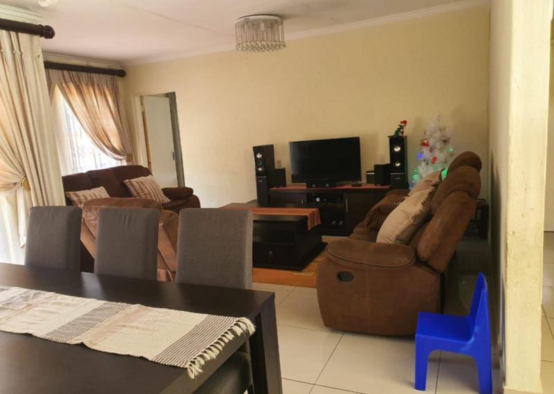 3 Bedroom Property for Sale in Olievenhoutbosch Gauteng