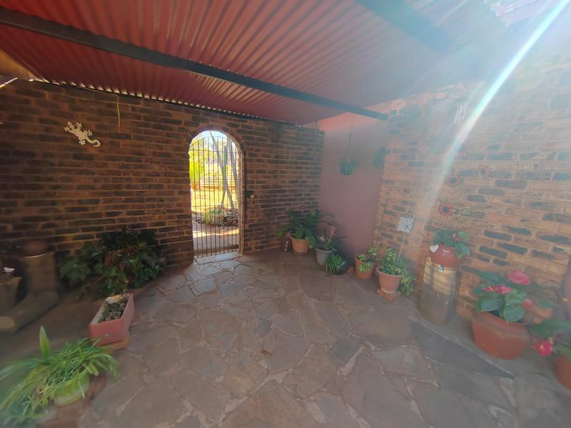 3 Bedroom Property for Sale in The Orchards Gauteng