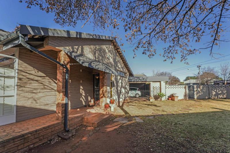 3 Bedroom Property for Sale in Monument Gauteng