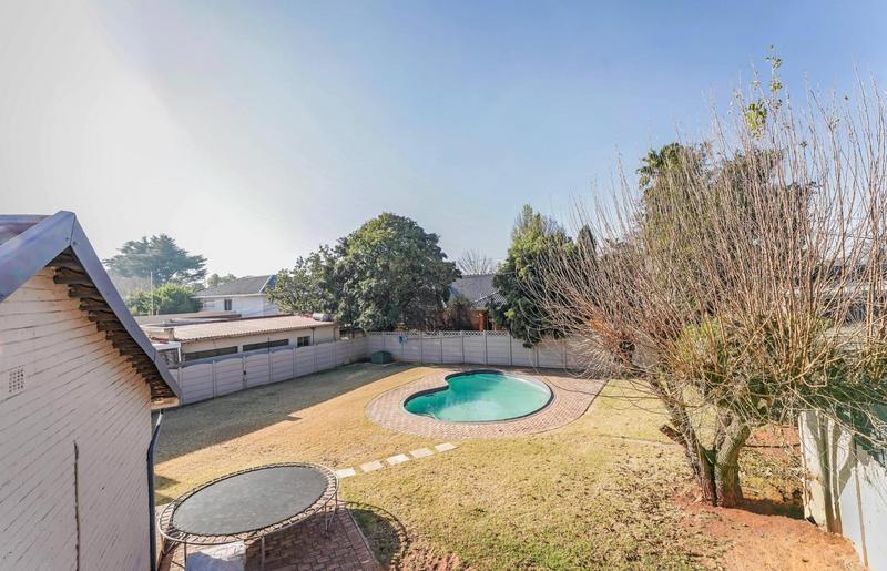 3 Bedroom Property for Sale in Monument Gauteng