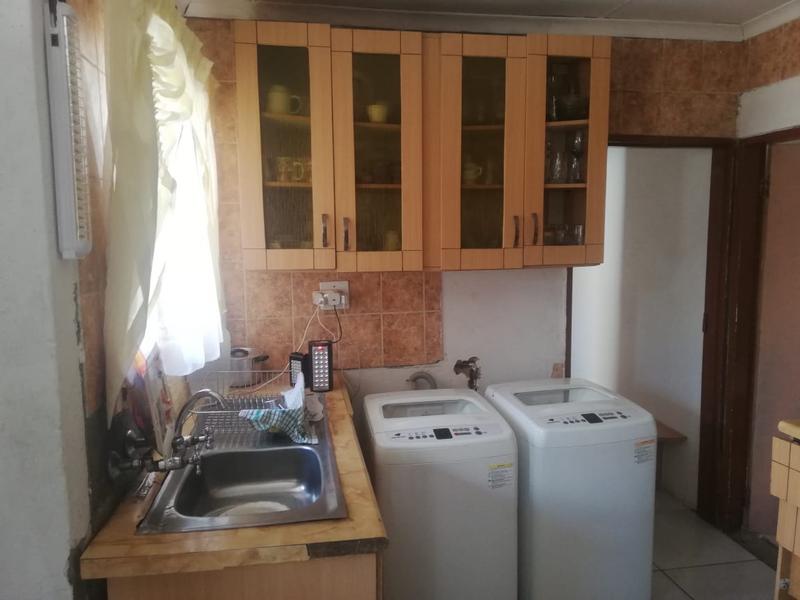 2 Bedroom Property for Sale in Meadowlands Gauteng