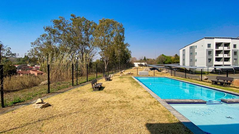 To Let 2 Bedroom Property for Rent in Edenburg Gauteng