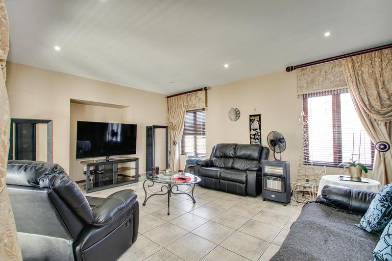 To Let 3 Bedroom Property for Rent in Lonehill Gauteng