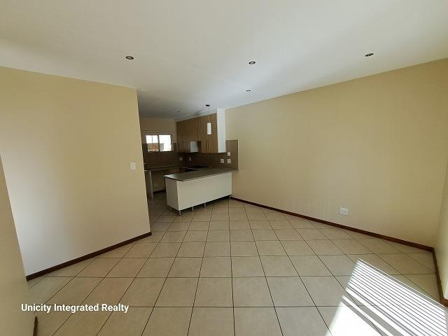 2 Bedroom Property for Sale in Monavoni Gauteng