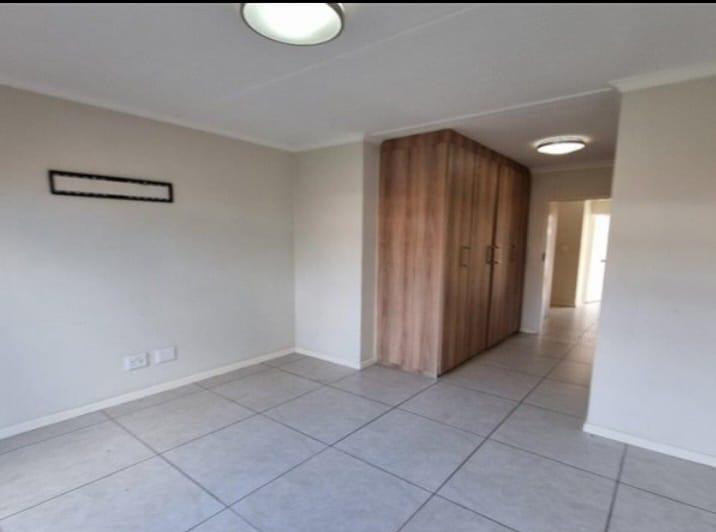 To Let 2 Bedroom Property for Rent in Doringkloof Gauteng