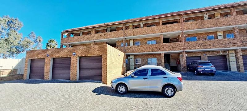 2 Bedroom Property for Sale in Birchleigh Gauteng