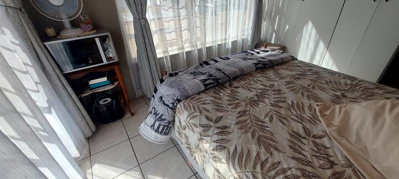 5 Bedroom Property for Sale in Horizon View Gauteng