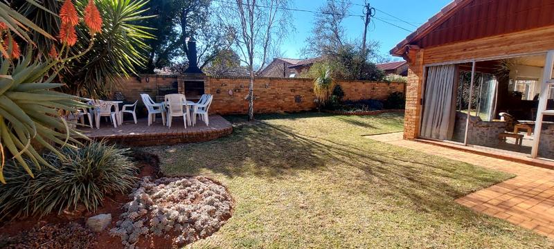 2 Bedroom Property for Sale in Florida Gauteng