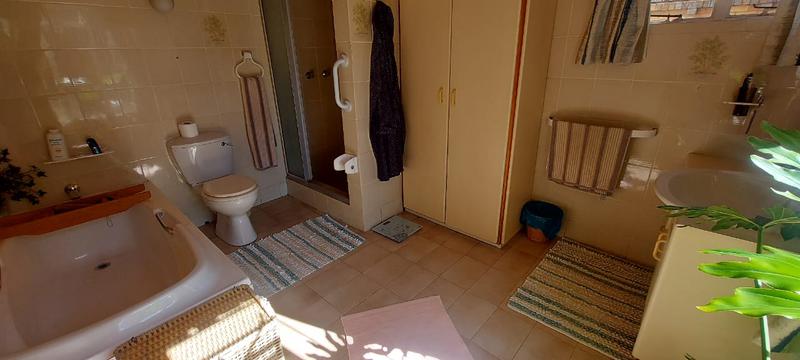 2 Bedroom Property for Sale in Florida Gauteng