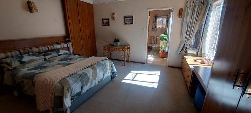 2 Bedroom Property for Sale in Florida Gauteng