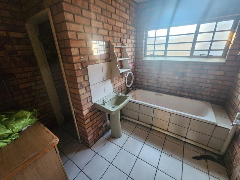 To Let commercial Property for Rent in Aureus Gauteng