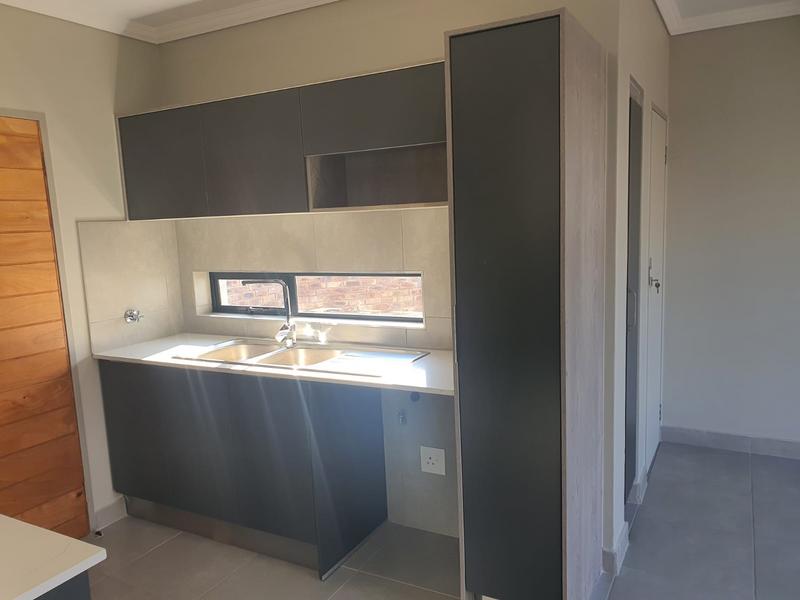 To Let 3 Bedroom Property for Rent in Randburg Central Gauteng